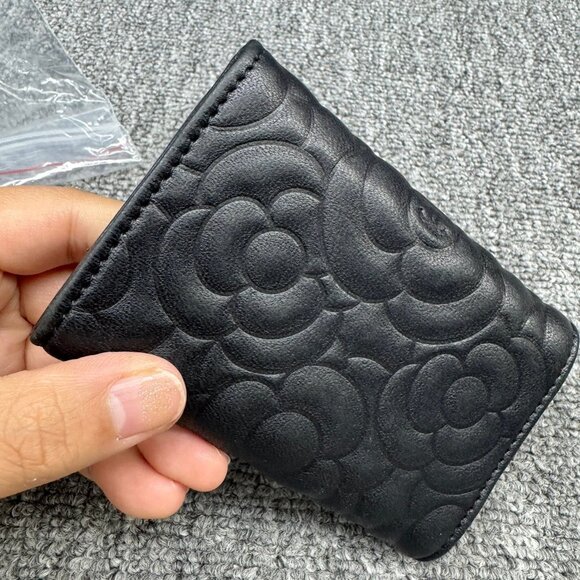 CHANEL Leather Wallet 450-082125 - Picture 3 of 12
